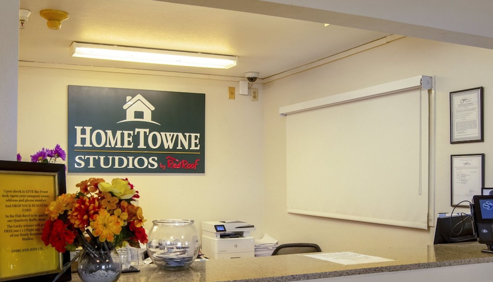 Lobby - OR HomeTowne Studios Salem