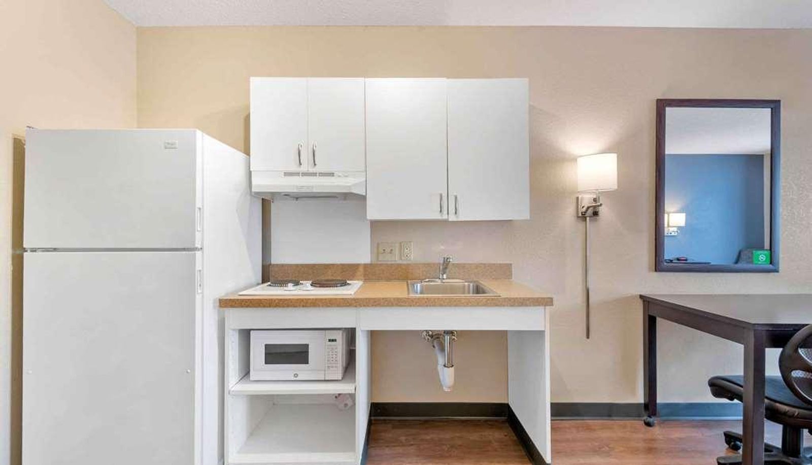Zimmer - Extended Stay America Premier Suites - Union City - Dyer St.