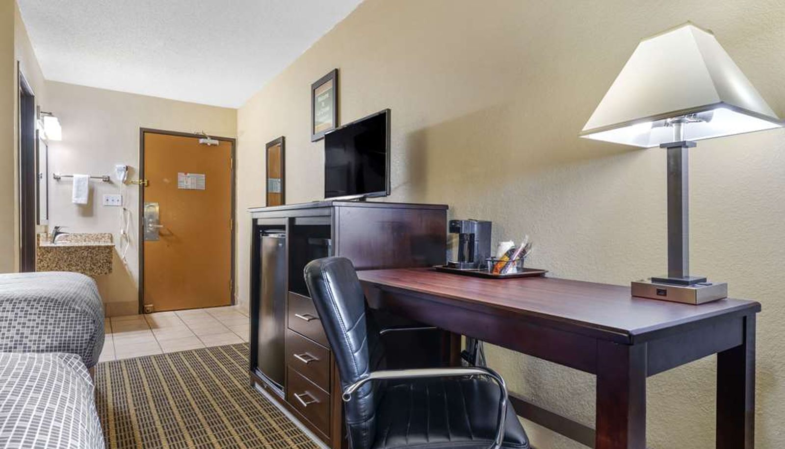 Zimmer - Econo Lodge La Crosse North