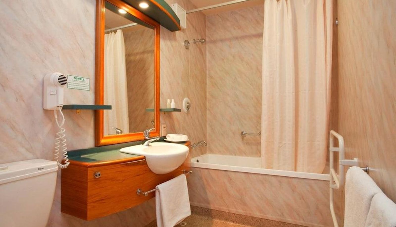 Camera superior (doppia) - Heritage Gateway Hotel