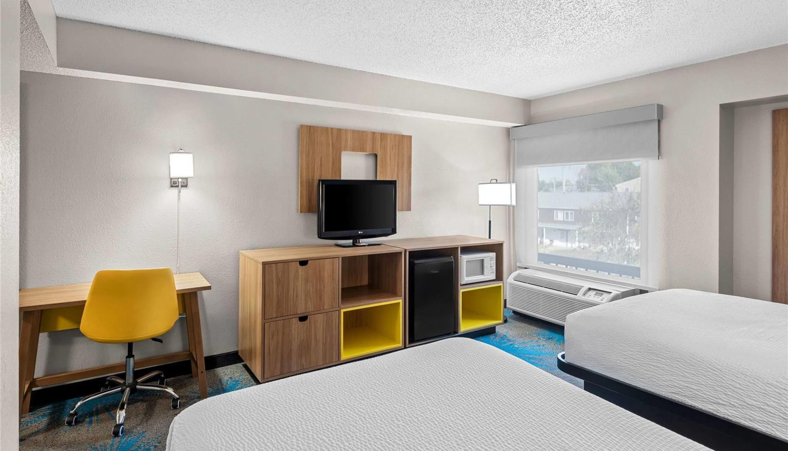 Habitación - Days Inn & Suites by Wyndham Cedar Rapids