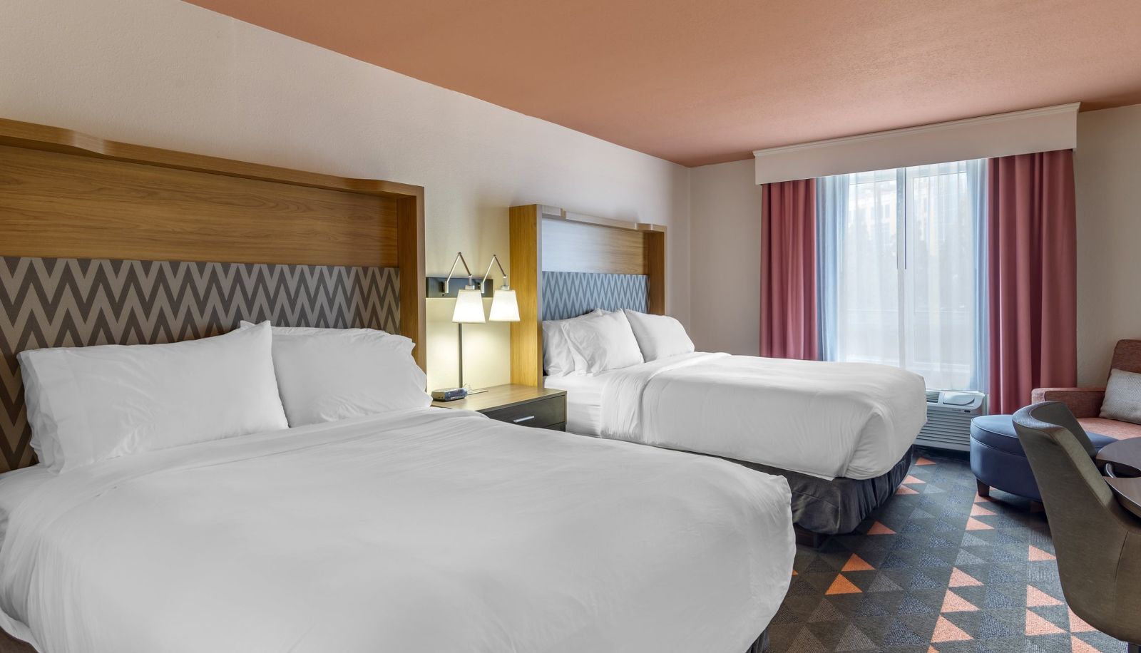 Room - Holiday Inn ATLANTA-GAS SOUTH ARENA AREA by IHG