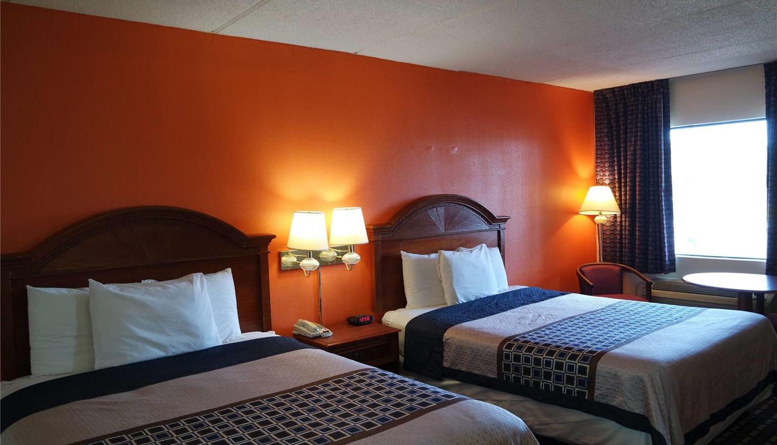 Kamer - Howard Johnson by Wyndham Perry GA