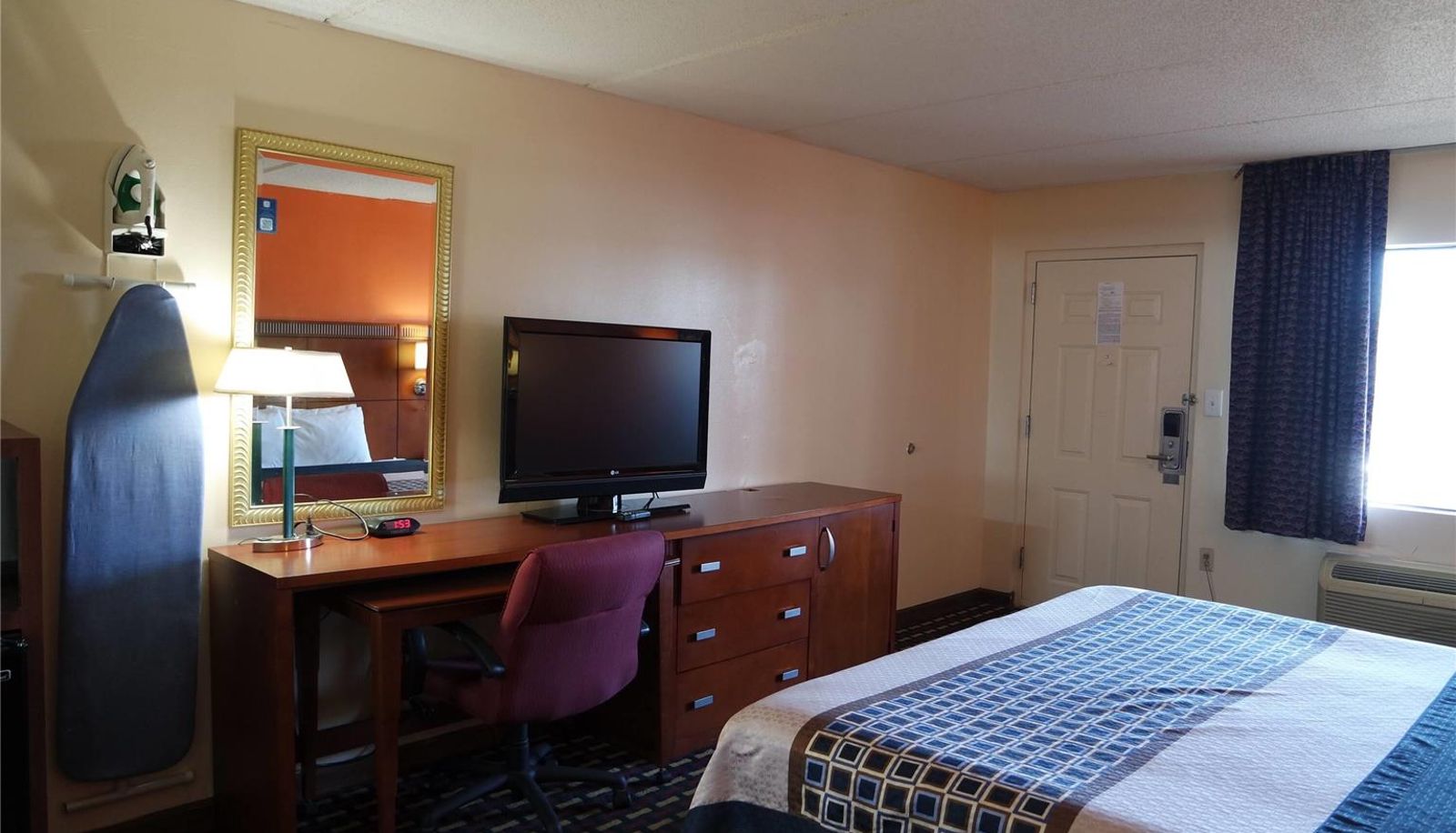 Kamer - Howard Johnson by Wyndham Perry GA