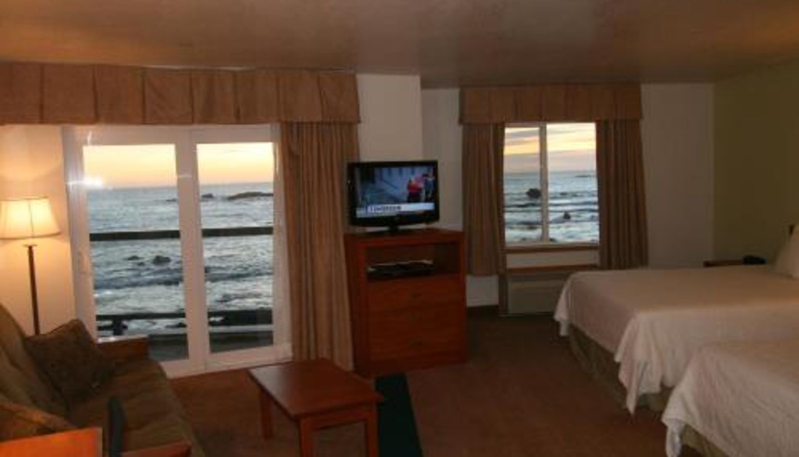 Zimmer - Oceanfront Lodge