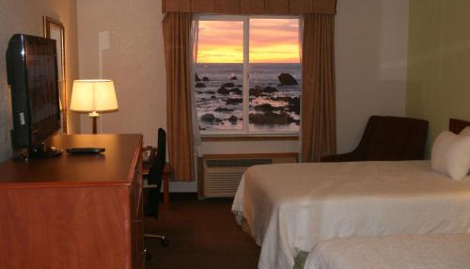 Zimmer - Oceanfront Lodge