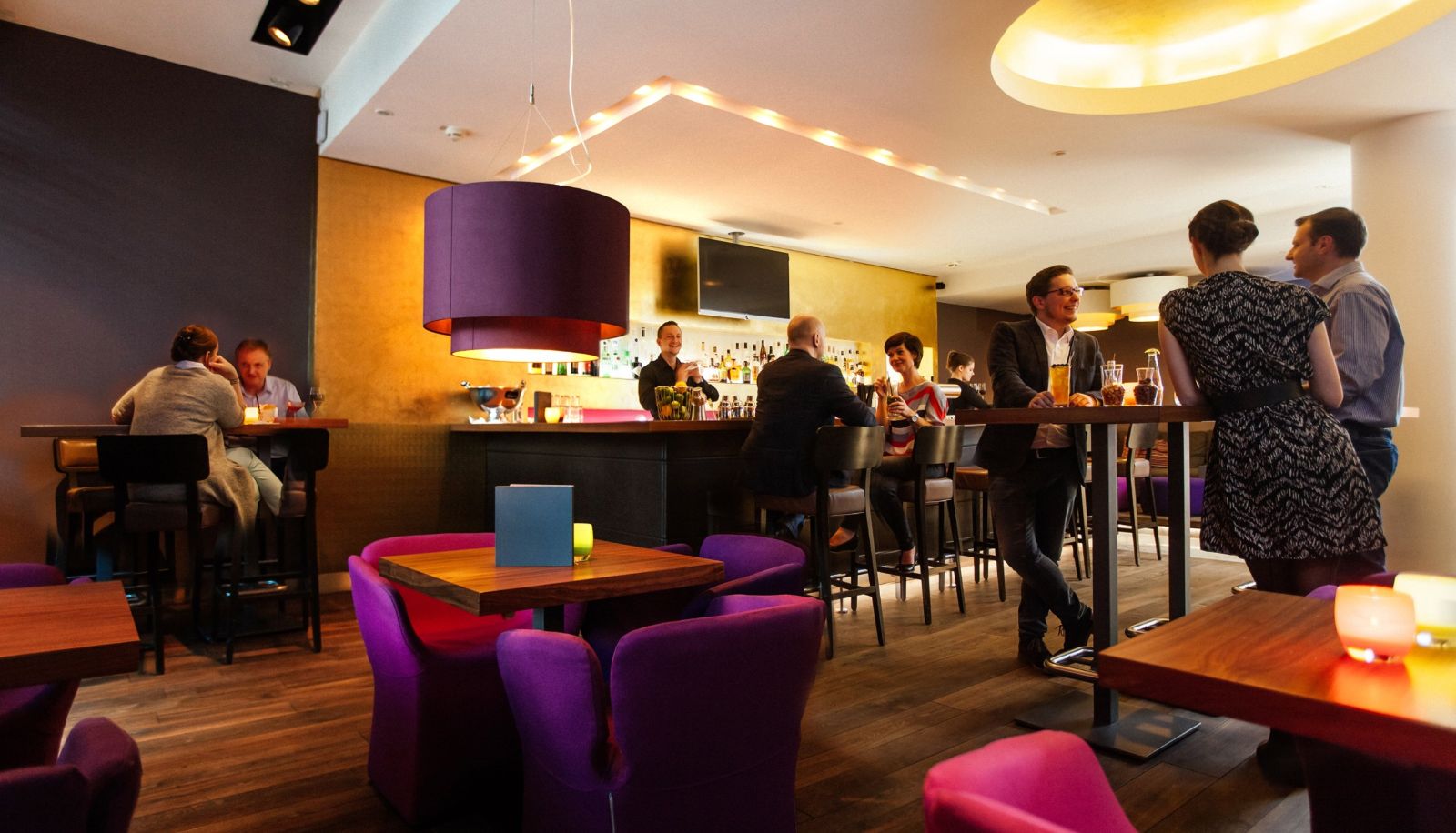 Bar - THE MADISON HOTEL Hamburg