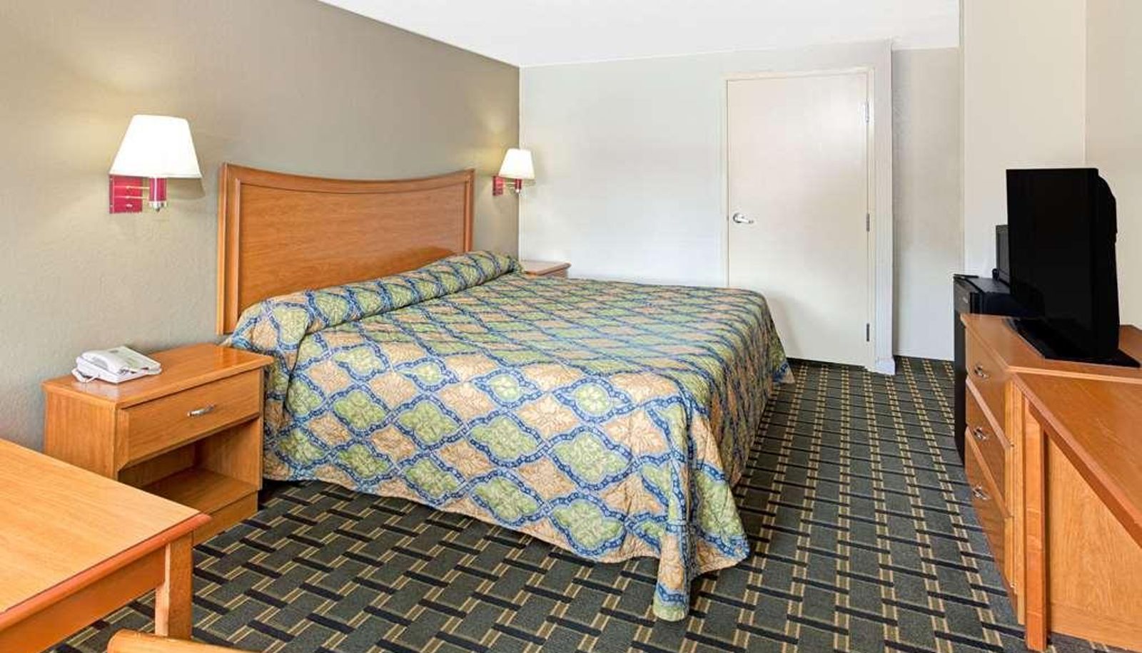 Standard room (double) - Knights Inn Cartersville