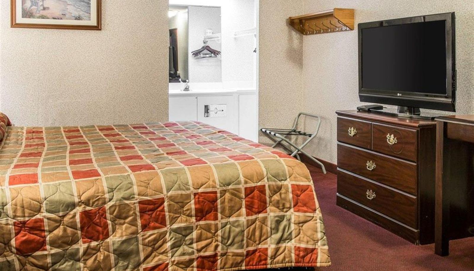 Zimmer - Rodeway Inn Madison Heights - Detroit