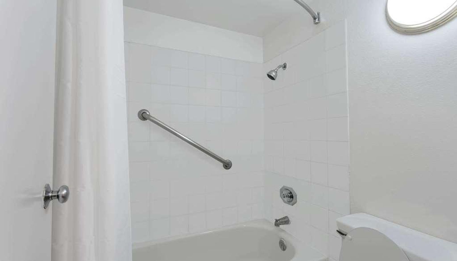 Standard room (double) - KNIGHTS INN SAN BERNARDINO