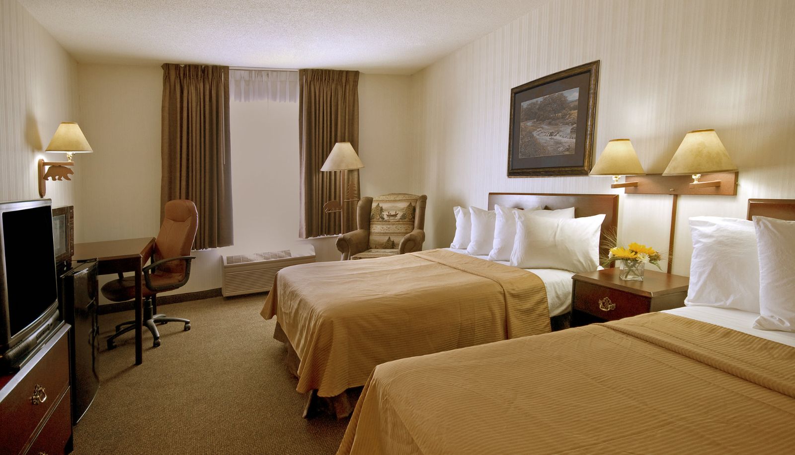 Camera - Clubhouse Inn West Yellowstone