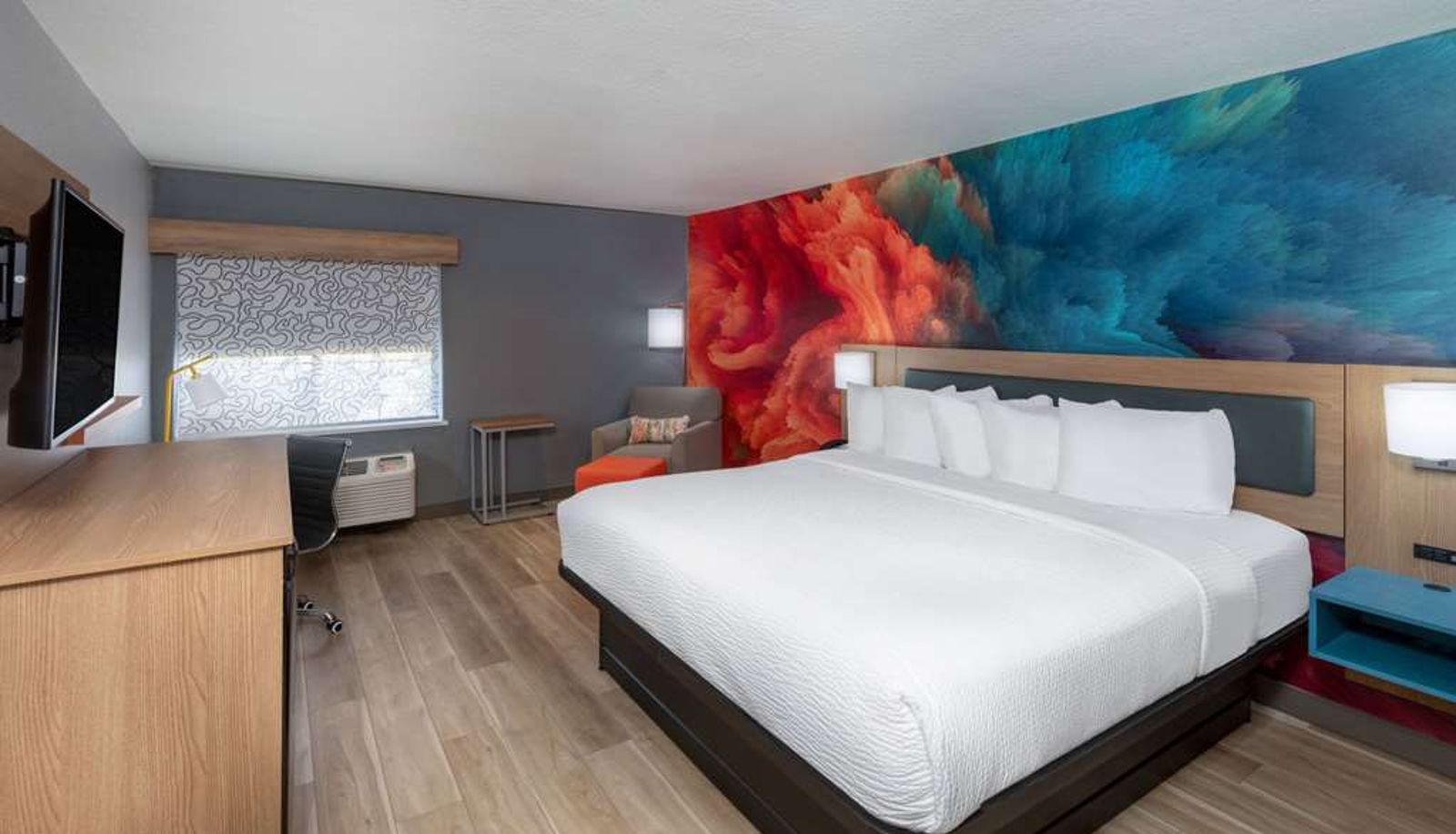 Room - La Quinta Inn & Suites by Wyndham New Braunfels