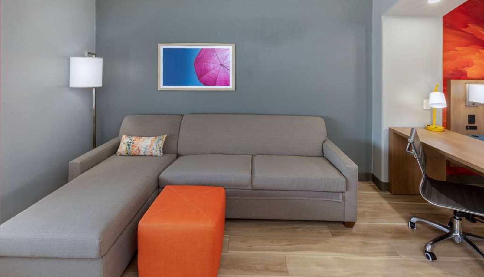 Room - La Quinta Inn & Suites by Wyndham New Braunfels