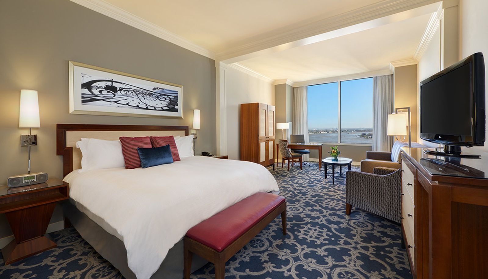 Zimmer - Loews New Orleans Hotel