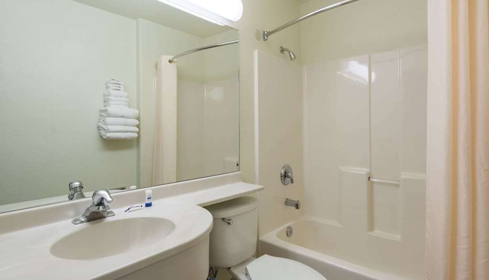Zimmer - Microtel Inn & Suites by Wyndham Pueblo