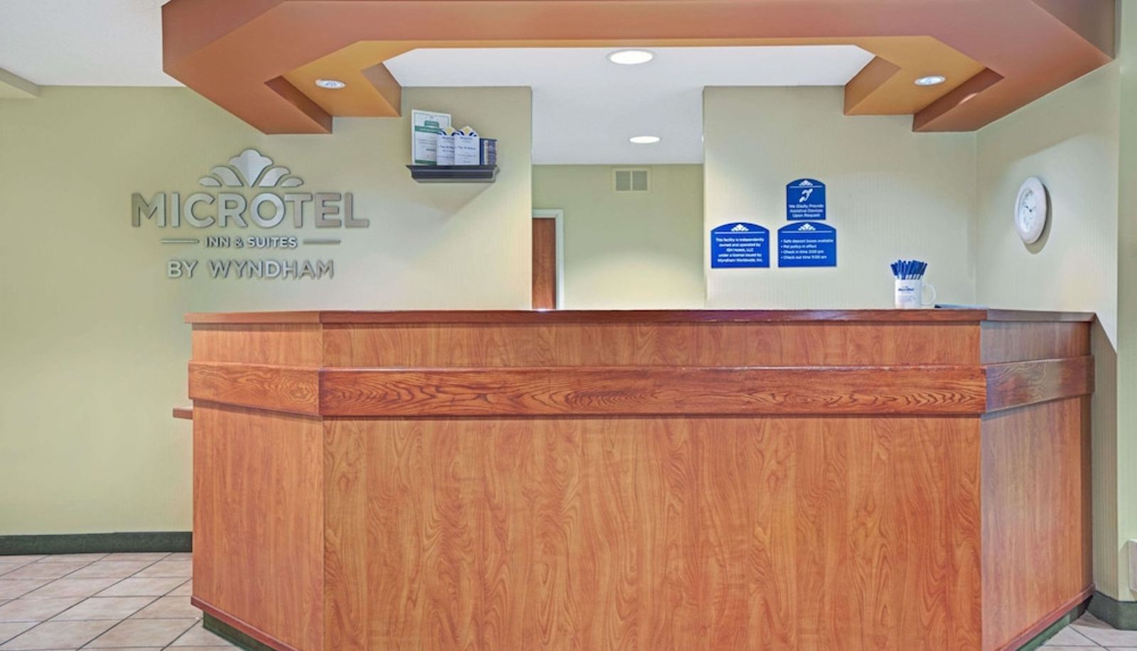 Salón - Microtel Inn & Suites by Wyndham Inver Grove Heights/Minne