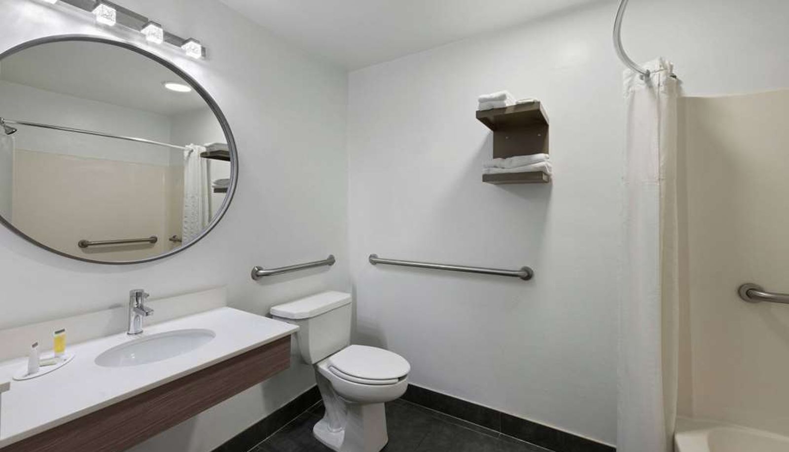 Zimmer - Super 8 by Wyndham Harbison/Parkridge Hospital