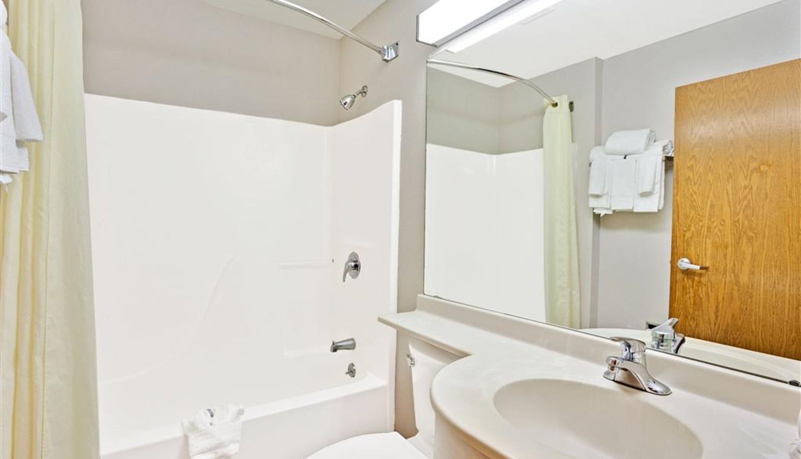 Zimmer - Microtel Inn & Suites by Wyndham Roseville/Detroit Area