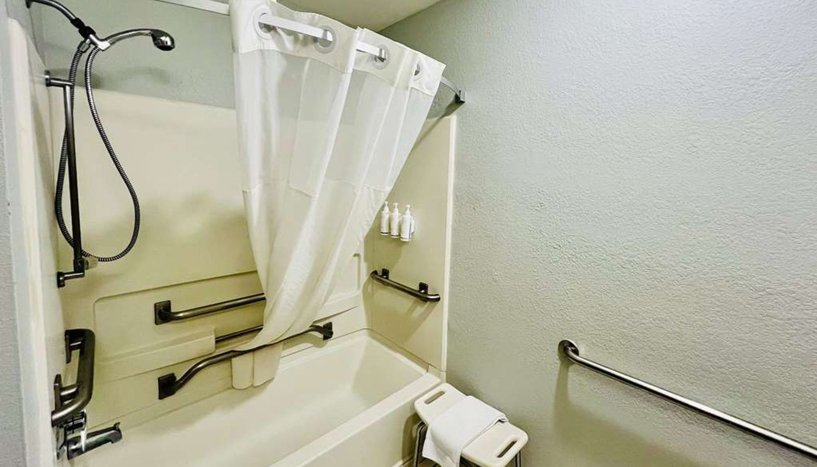 Zimmer - Microtel Inn & Suites by Wyndham Georgetown