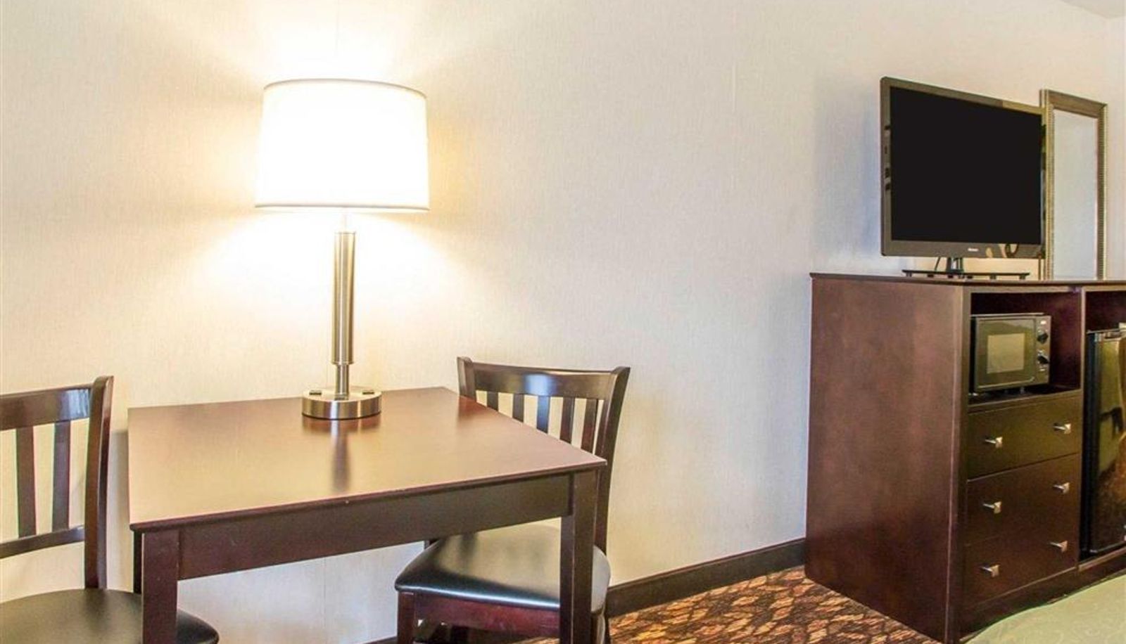 Zimmer - Quality Inn St. Mary's
