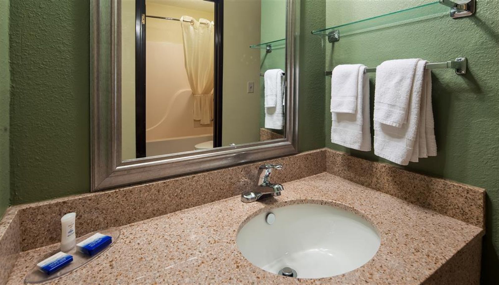 Zimmer - Best Western Mansfield/Bellville
