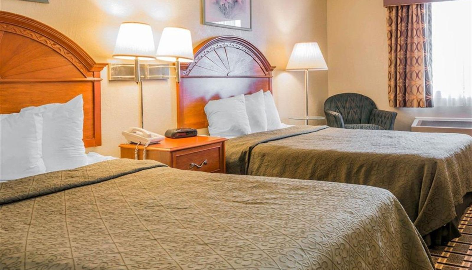 Zimmer - Quality Inn Grand Rapids North