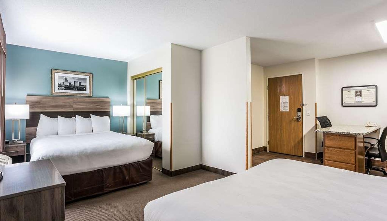 Quadrupla - MainStay Suites Cedar Rapids North - Marion