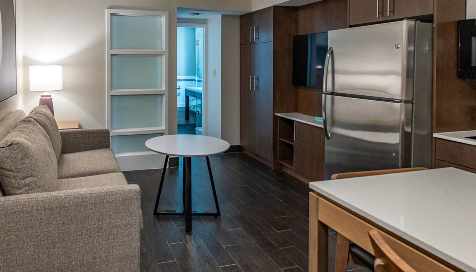Zimmer - Staybridge Suites ST. CATHARINES CONF CTR by IHG