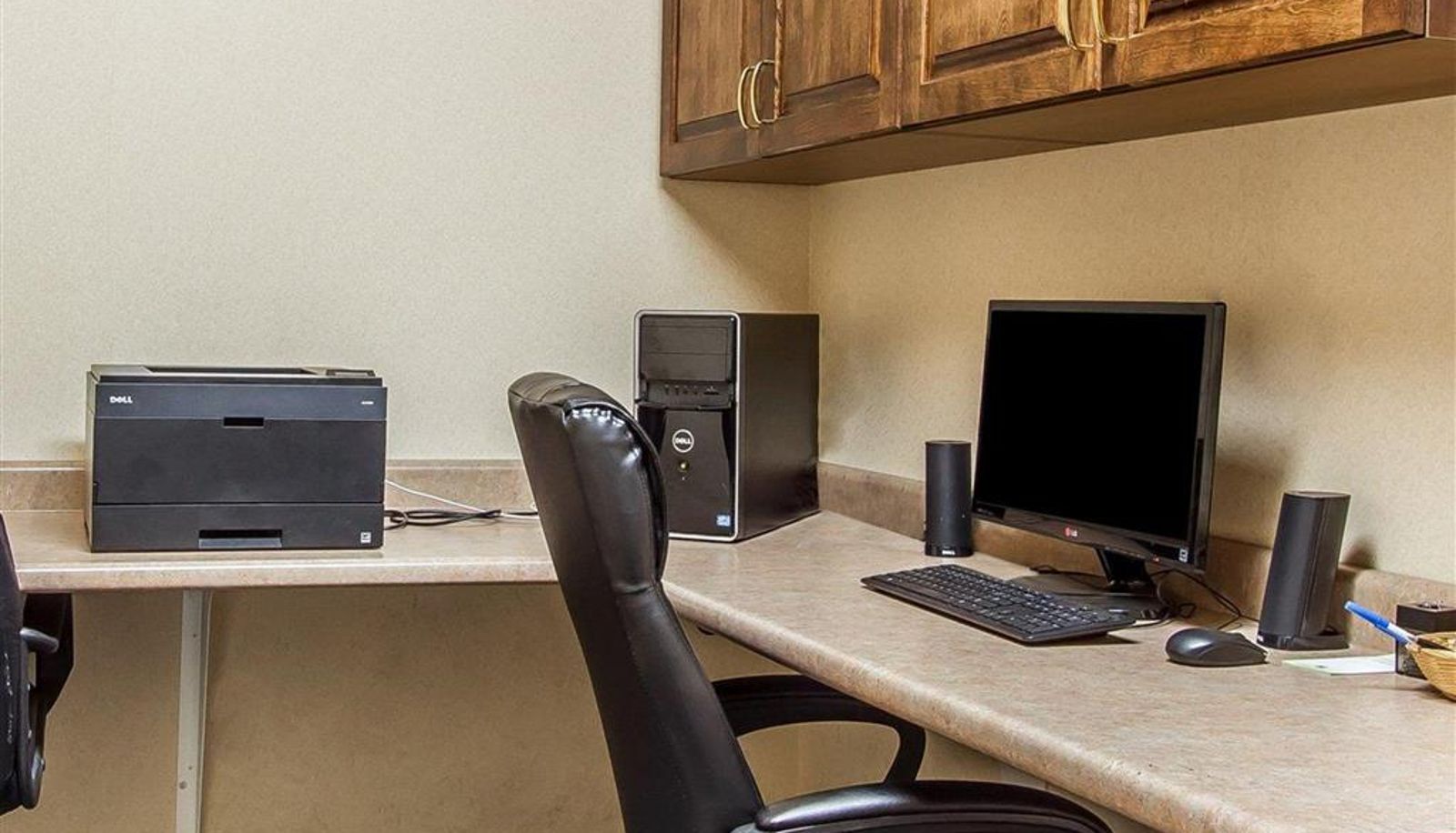 Business centre - Quality Inn Burlington near Hwy 34