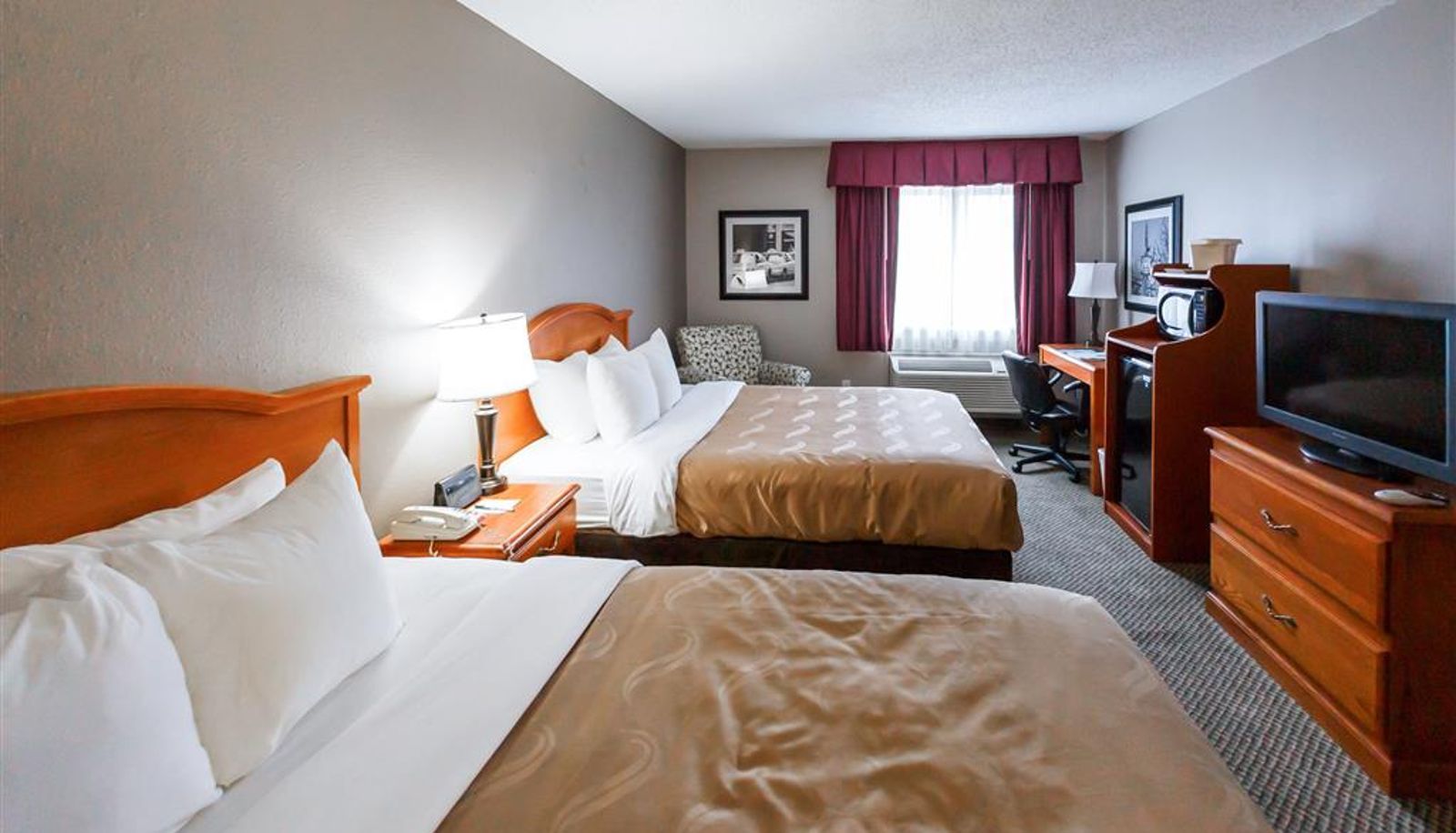 Room - Quality Inn Burlington near Hwy 34