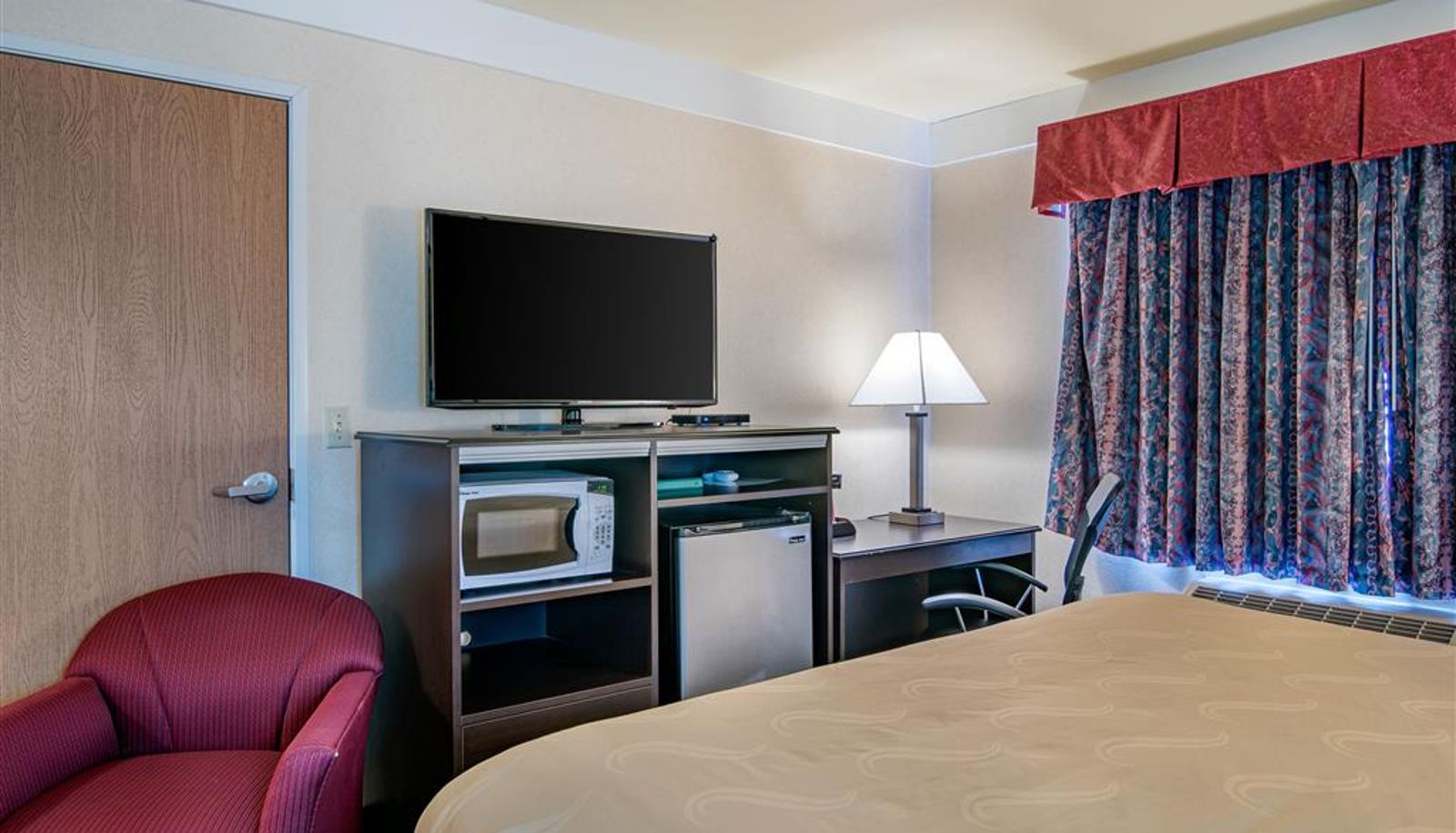 Room - Quality Inn Bend North
