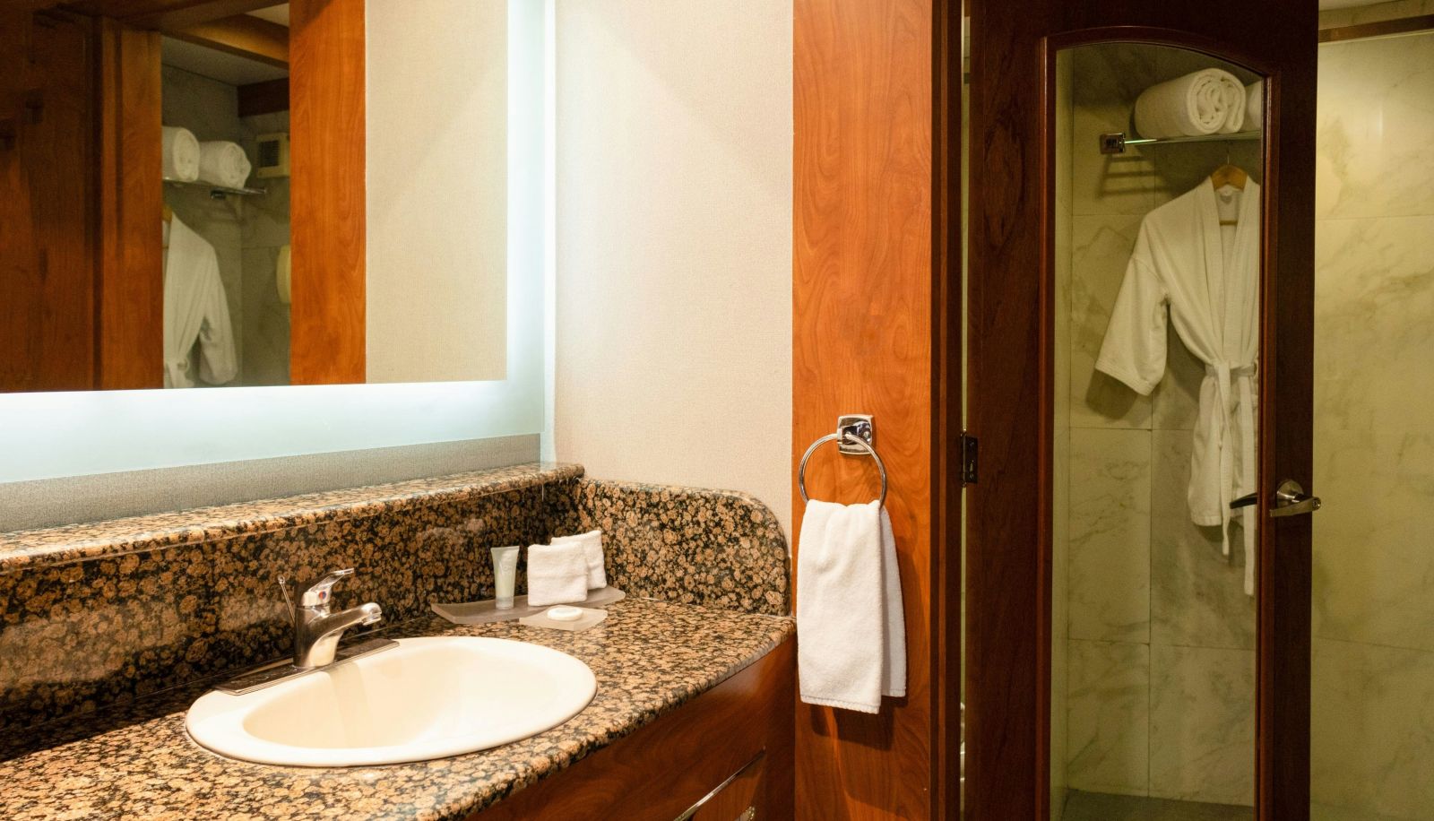 Room - Courtyard by Marriott Mexico City Revolucion