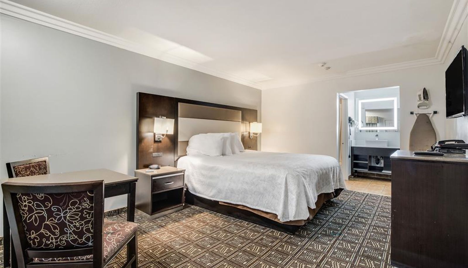 Zimmer - Rodeway Inn Old Town Temecula