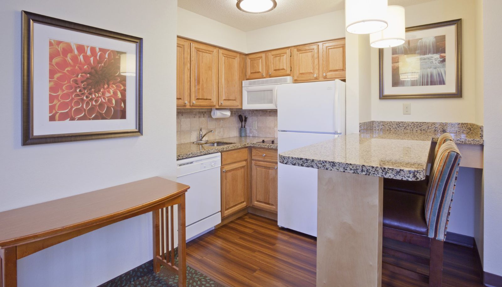 Kamer - Staybridge Suites MPLS-MAPLE GROVE/ARBOR LAKES by IHG