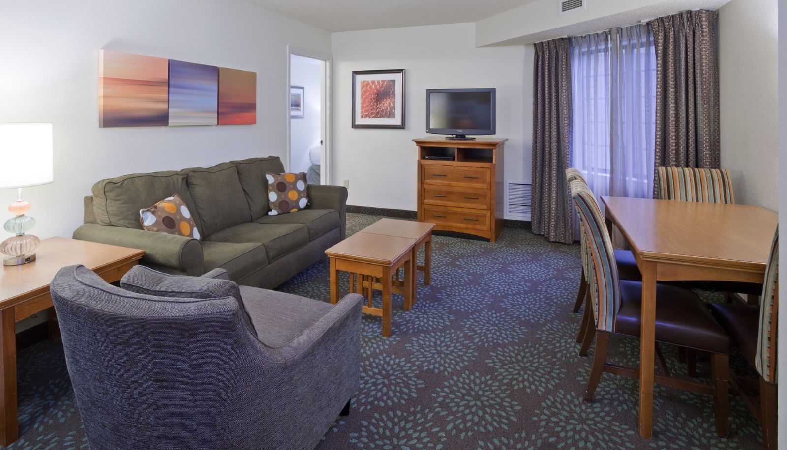 Zimmer - Staybridge Suites MPLS-MAPLE GROVE/ARBOR LAKES by IHG