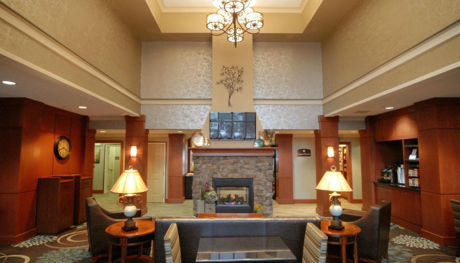 Salón - THE ASPEN SUITES ROCHESTER