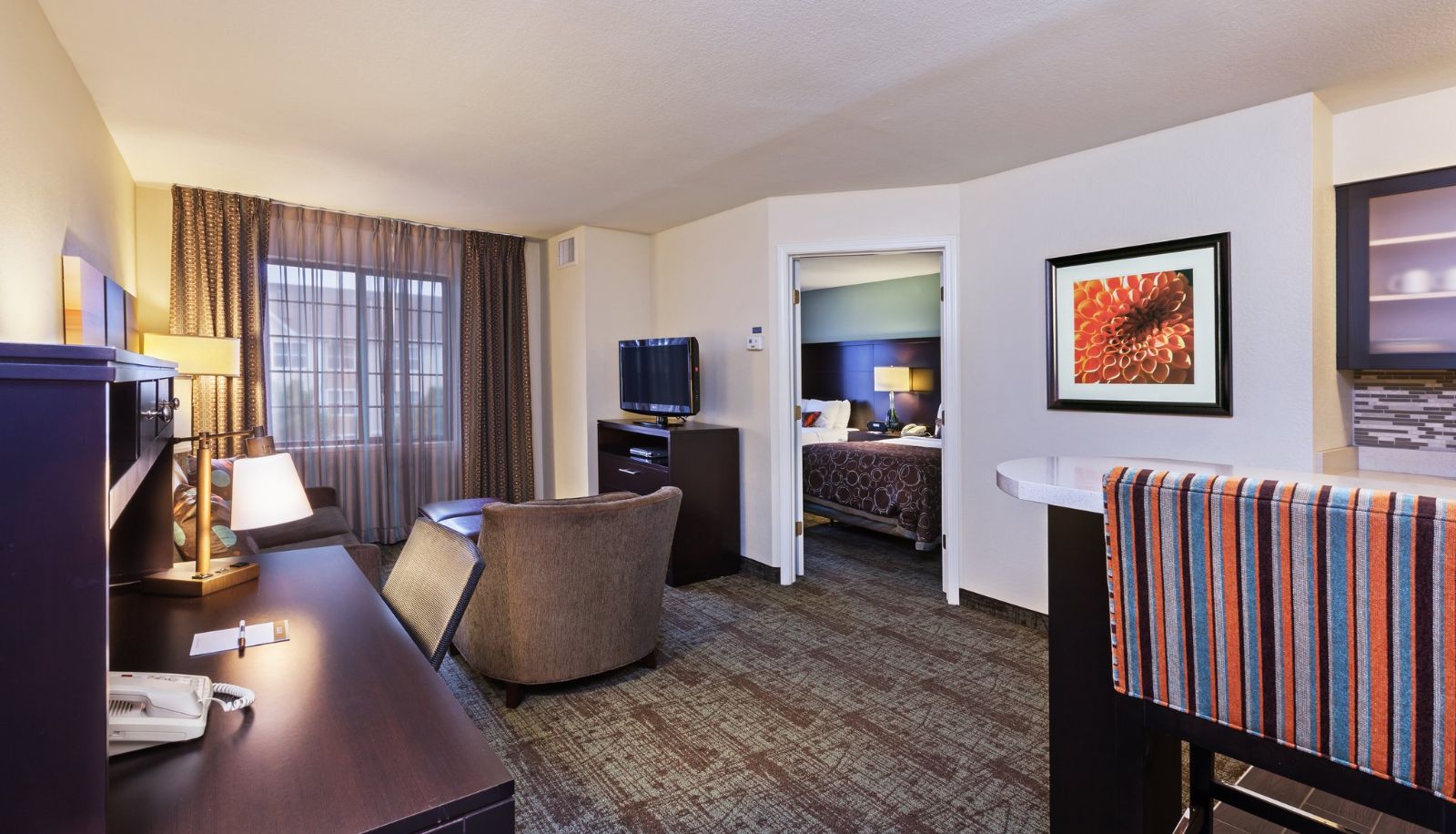 Zimmer - Staybridge Suites TULSA-WOODLAND HILLS by IHG