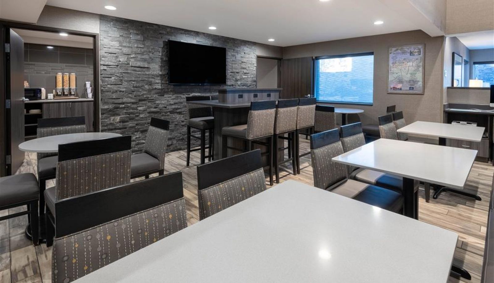 Interieur - La Quinta Inn & Suites by Wyndham Anchorage Airport