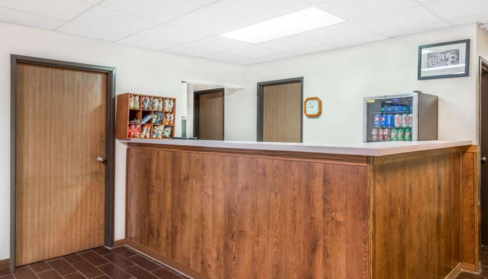 Lobby - Super 8 by Wyndham Marshall