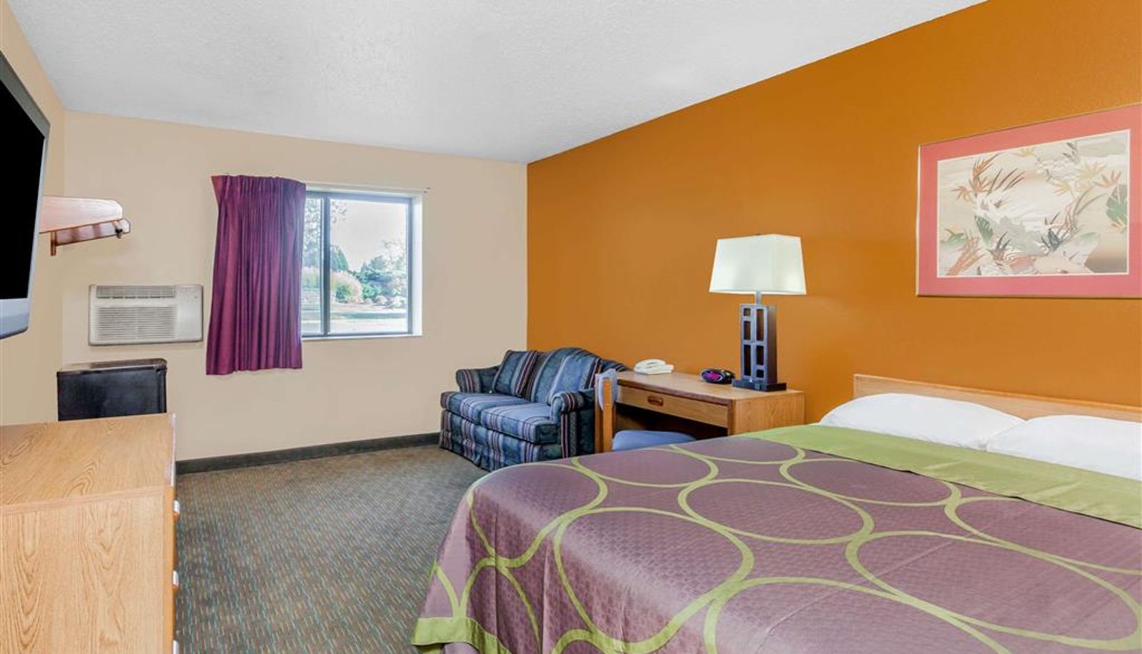 Camera - Super 8 by Wyndham Charlotte/Amusement Park Area