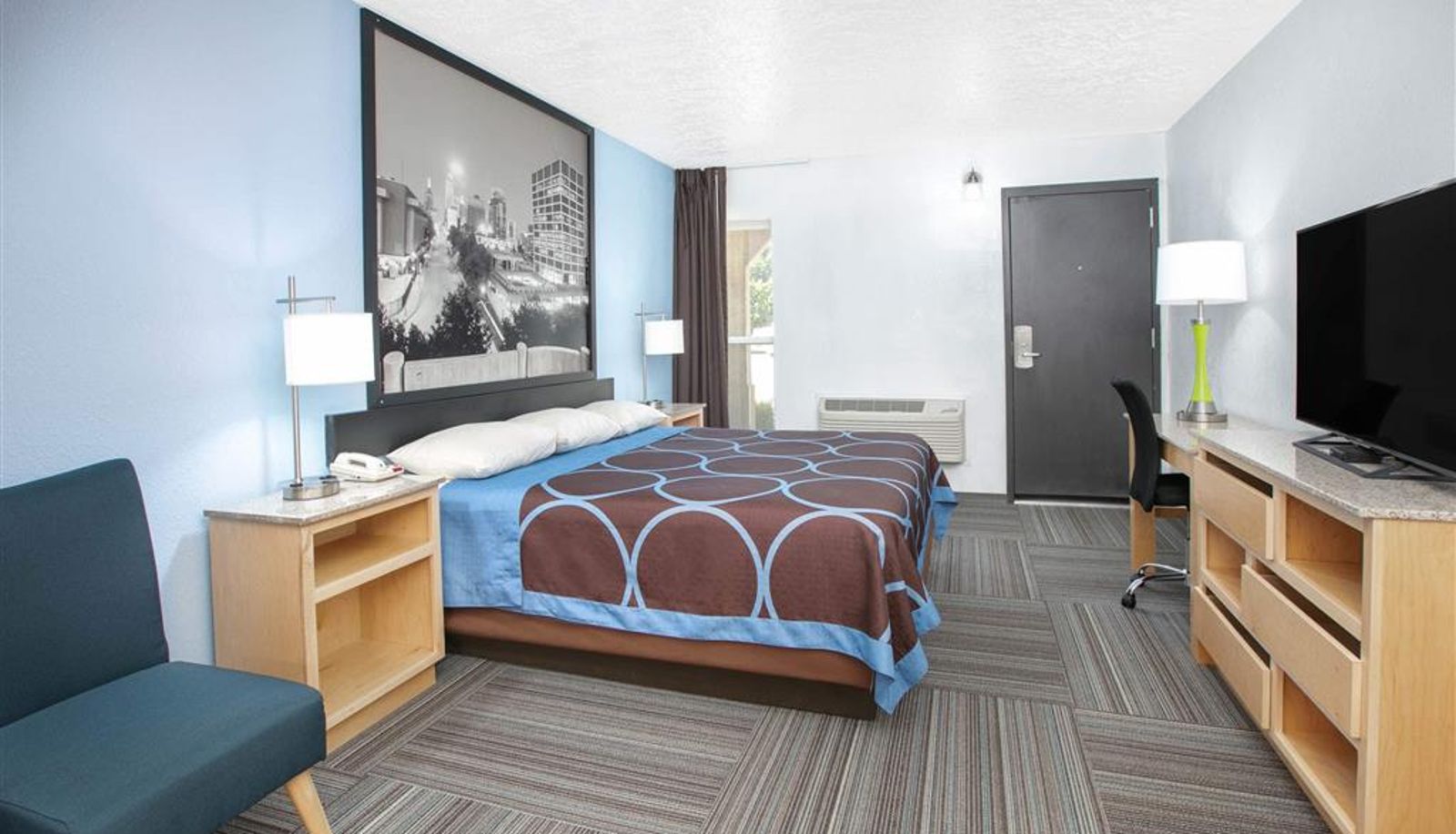 Room - Super 8 by Wyndham City of Moore