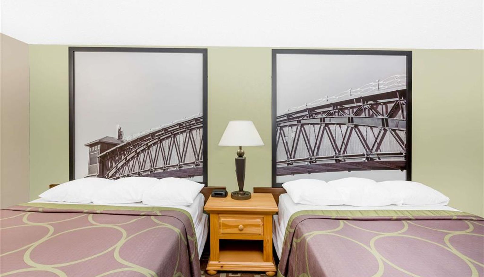 Room - Super 8 by Wyndham Kearney