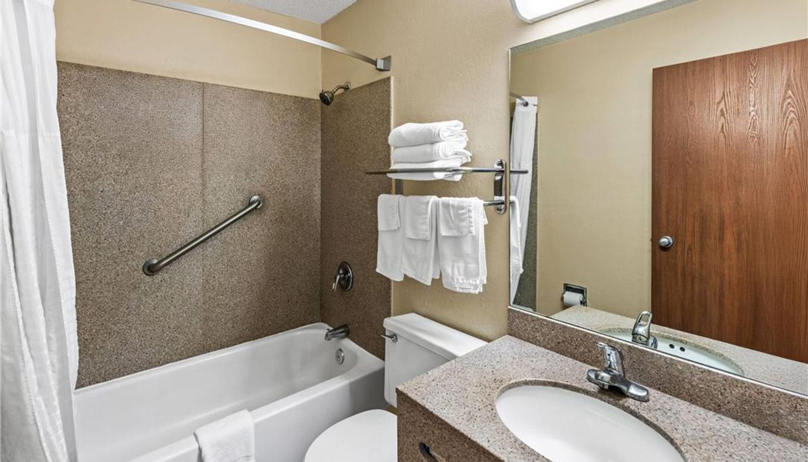 Zimmer - Super 8 by Wyndham Independence Kansas City