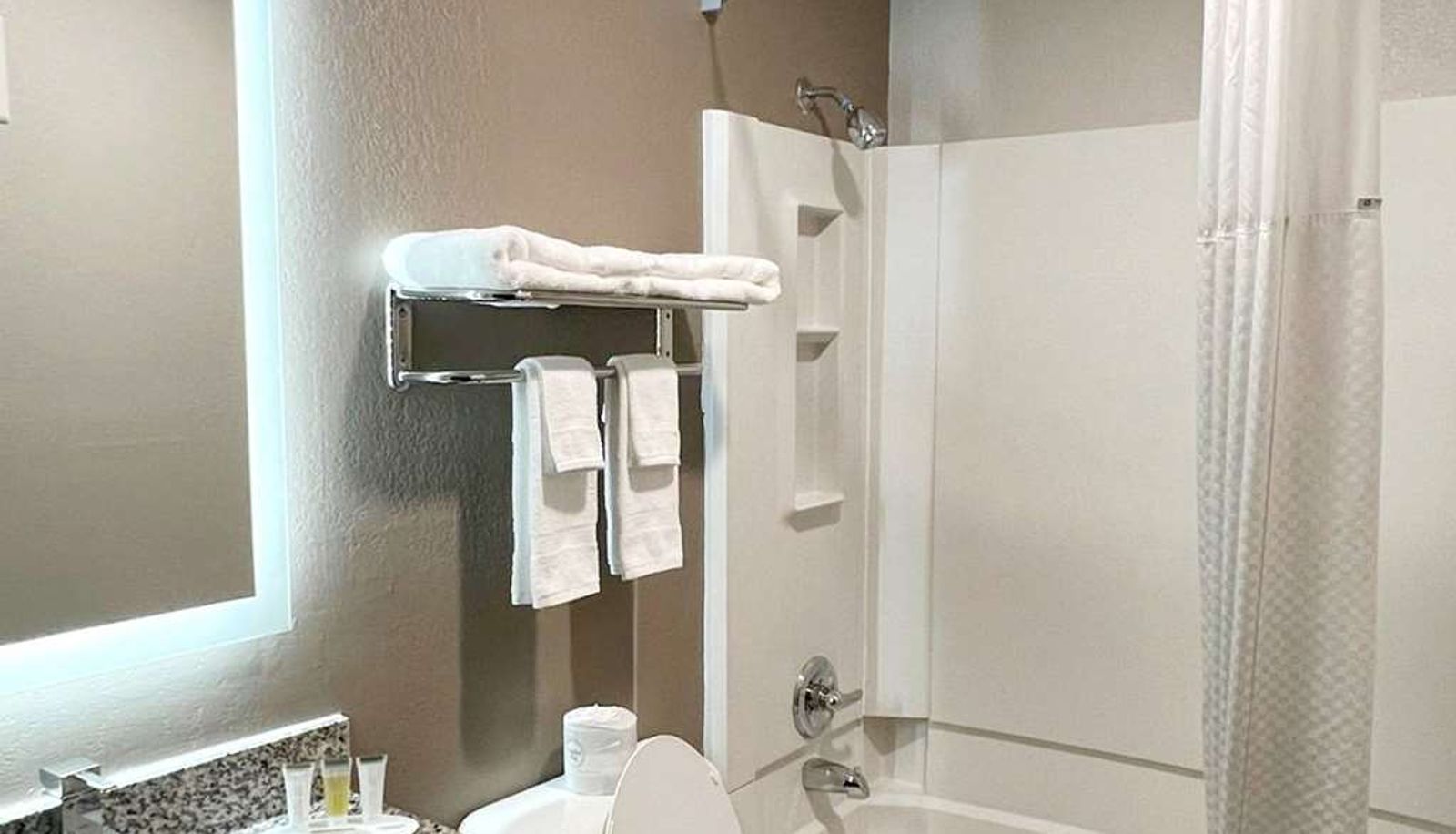 Zimmer - Super 8 by Wyndham Cedar Rapids