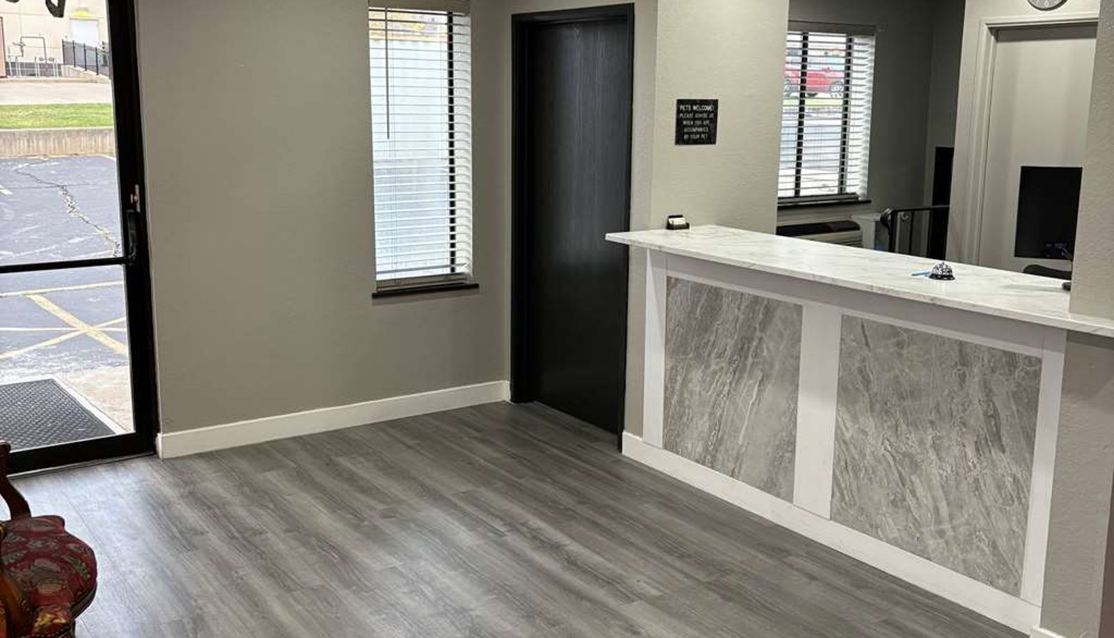 Lobby - Super 8 by Wyndham Springfield North I-44