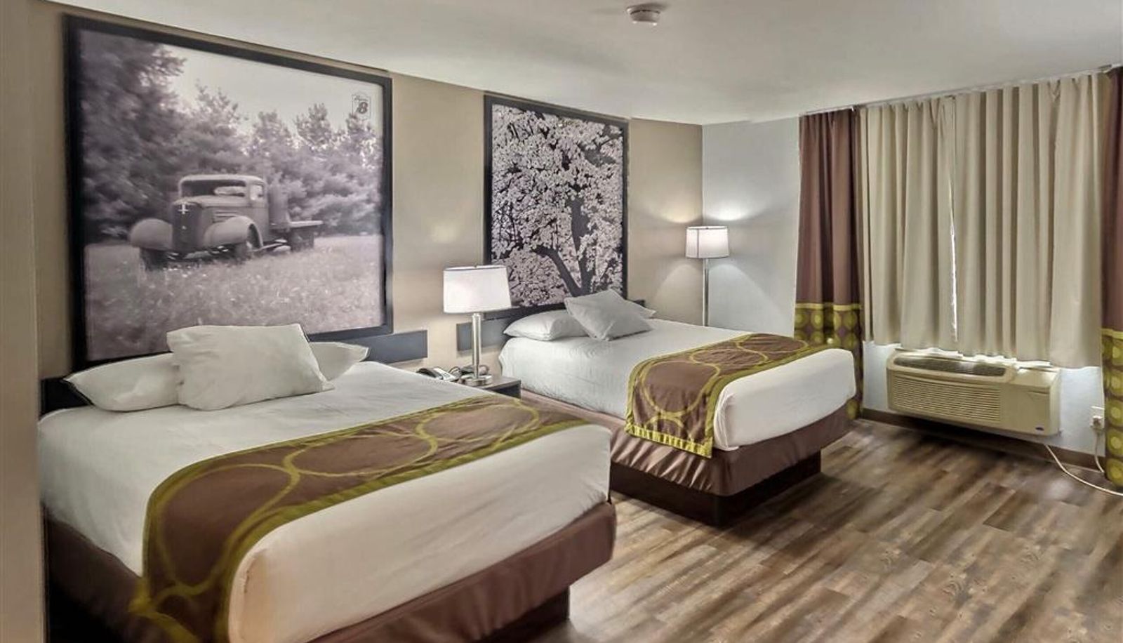 Zimmer - Super 8 by Wyndham Georgetown