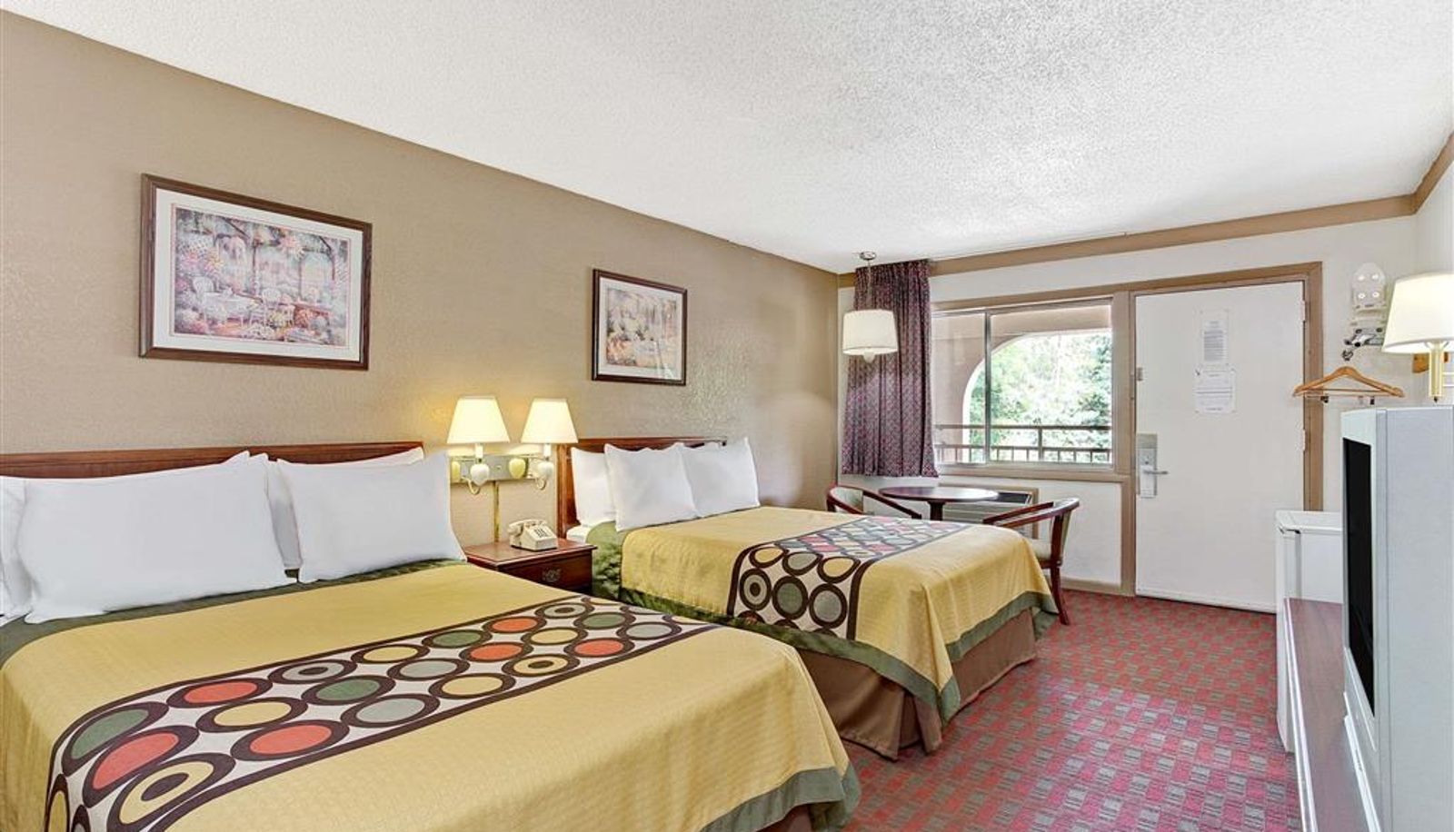 Zimmer - Super 8 by Wyndham Williamsburg/Historic Area