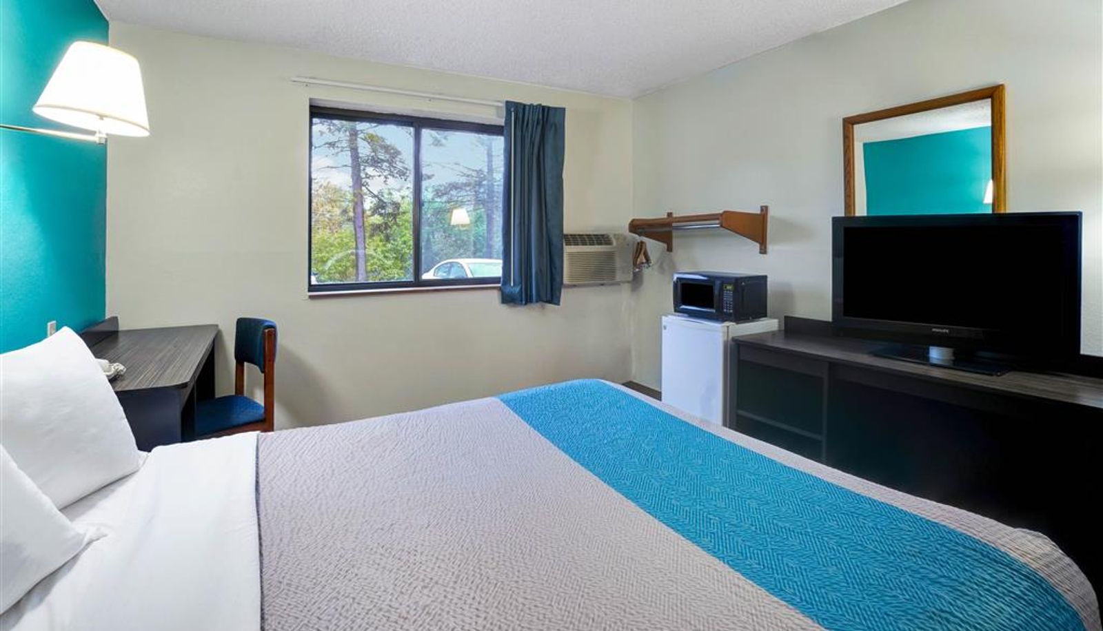 Camera - PA Motel 6 Montoursville