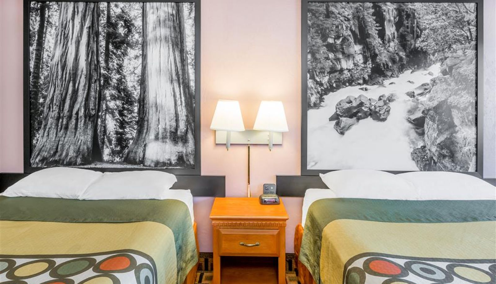 Zimmer - Super 8 by Wyndham Grants Pass