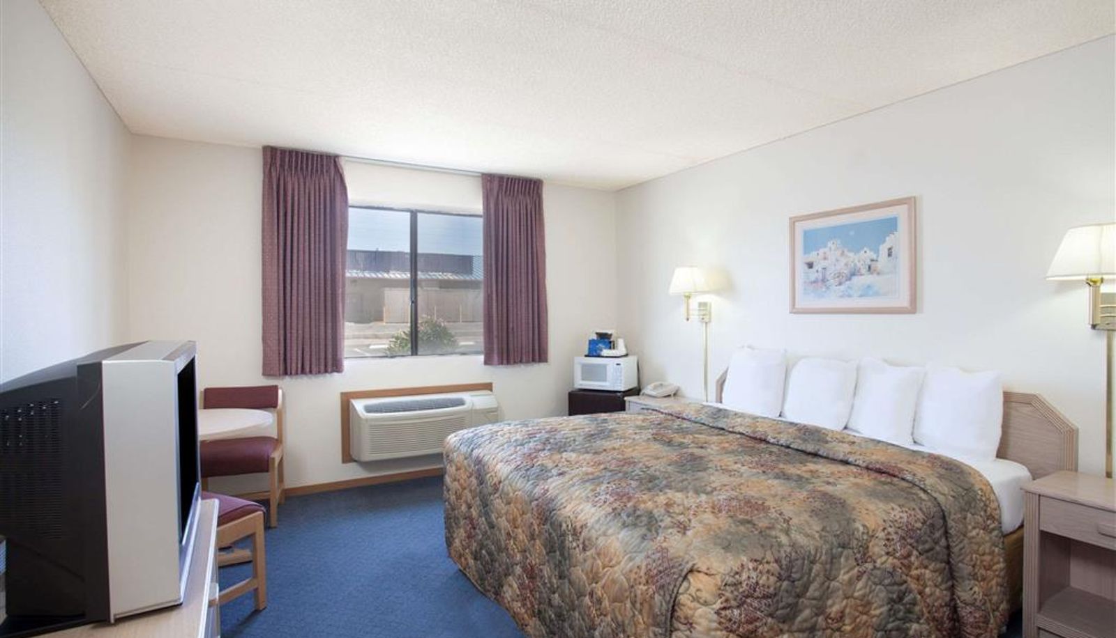 Room - Super 8 by Wyndham Yuma